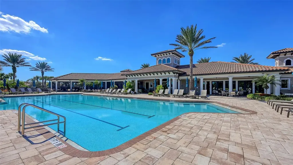 5939 Caspian Tern Drive Sarasota FL 34238