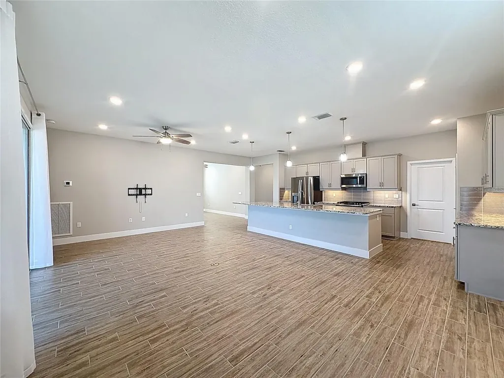 651 Conservation Boulevard Groveland FL 34736
