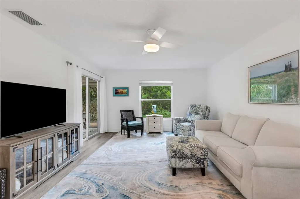 5019 Village Gardens Drive Sarasota FL 34234