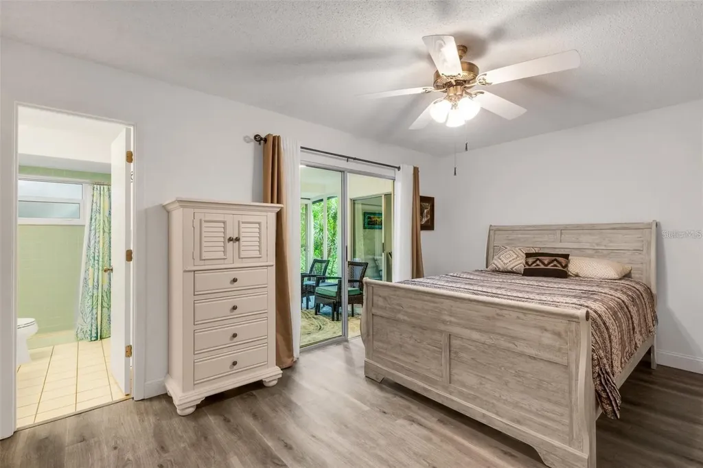 5019 Village Gardens Drive Sarasota FL 34234