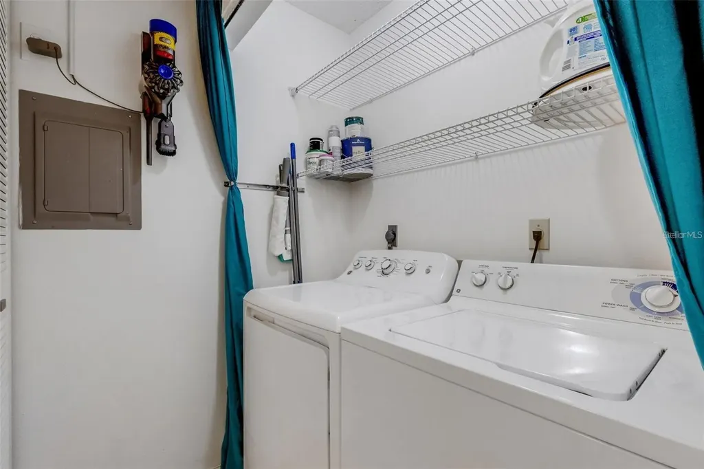 5019 Village Gardens Drive Sarasota FL 34234