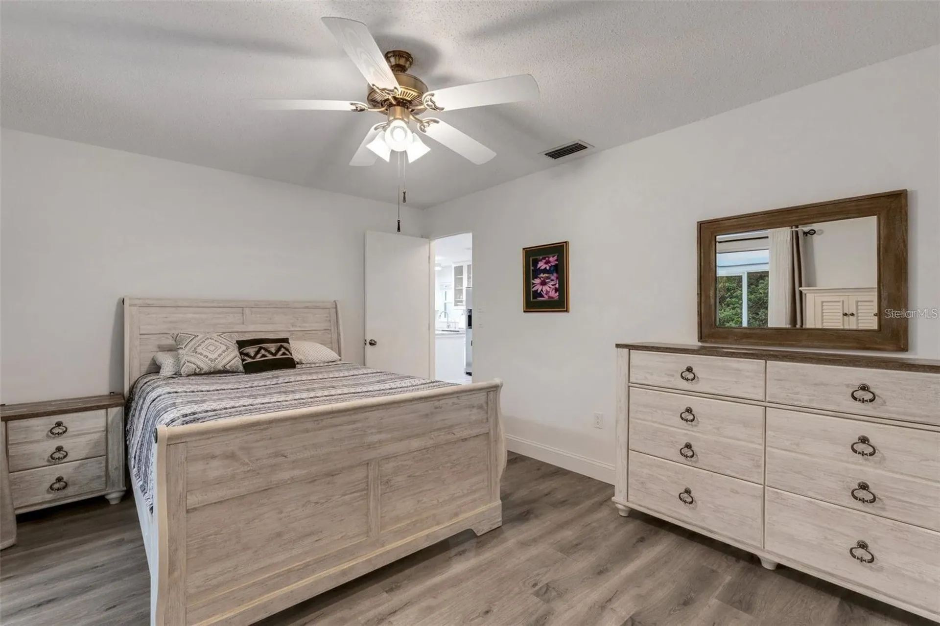 5019 Village Gardens Drive Sarasota FL 34234