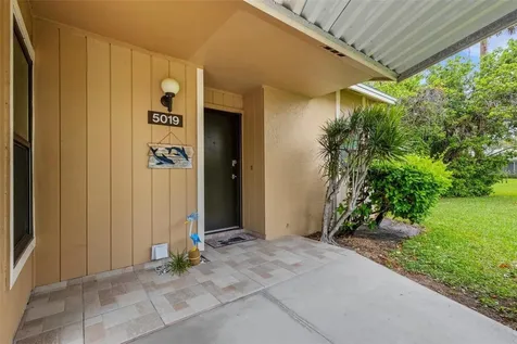 5019 Village Gardens Drive Sarasota FL 34234