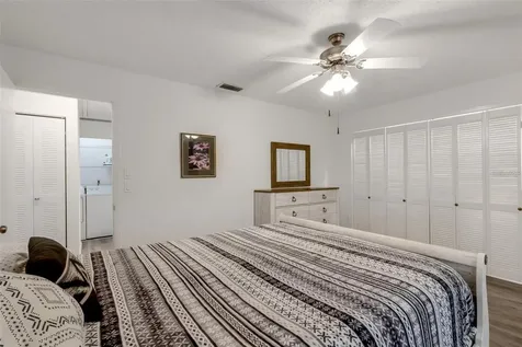 5019 Village Gardens Drive Sarasota FL 34234