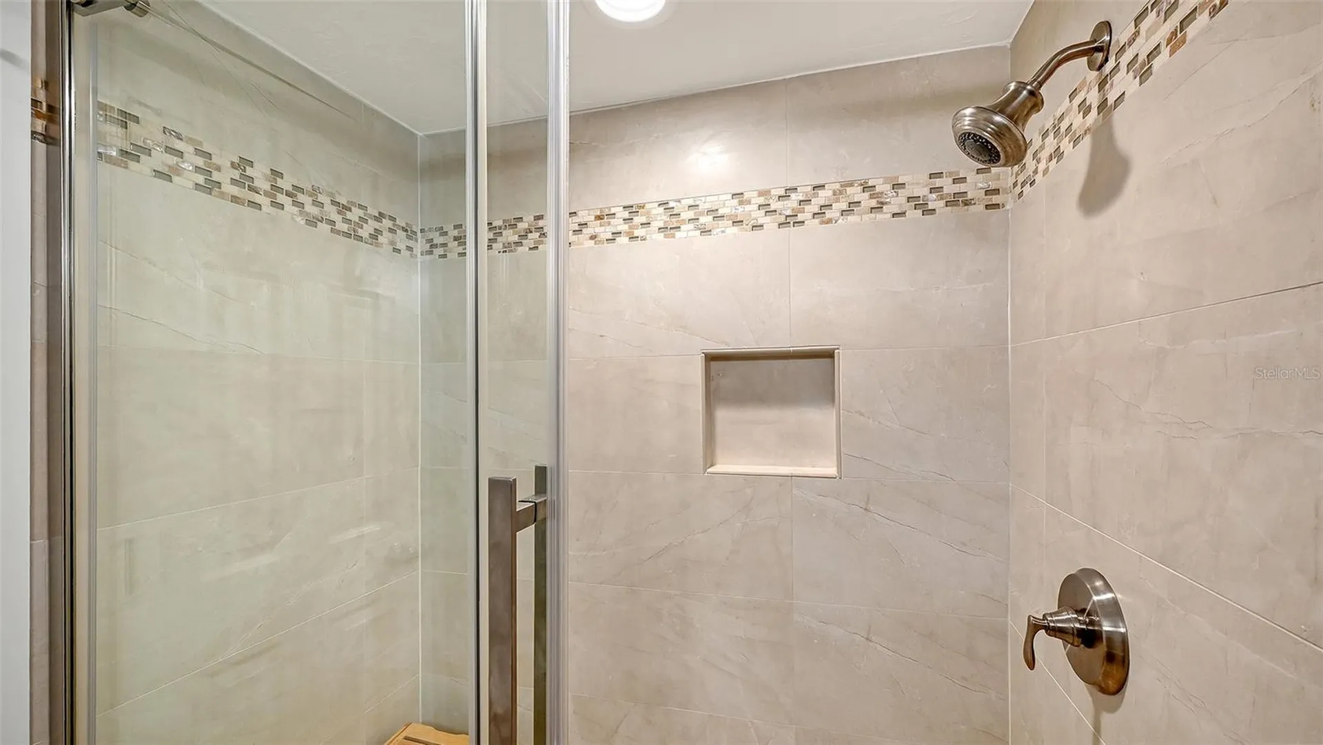 1050 W Peppertree Lane Sarasota FL 34242
