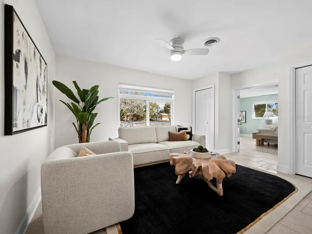 951 Contento Street Siesta Key FL 34242
