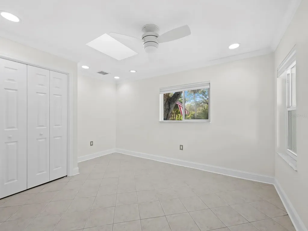 951 Contento Street Siesta Key FL 34242