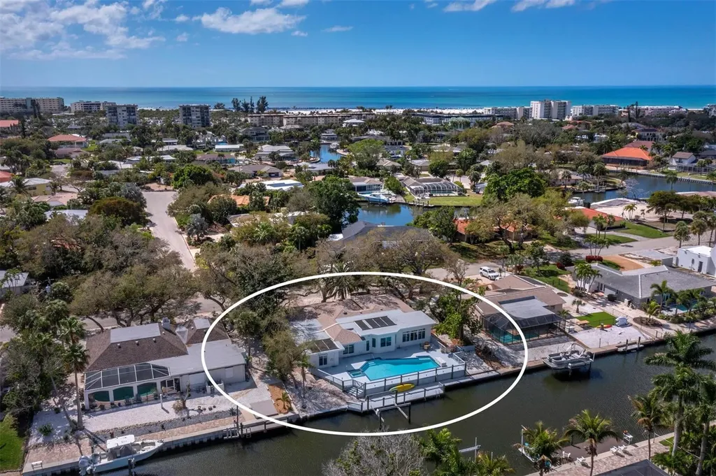 951 Contento Street Siesta Key FL 34242