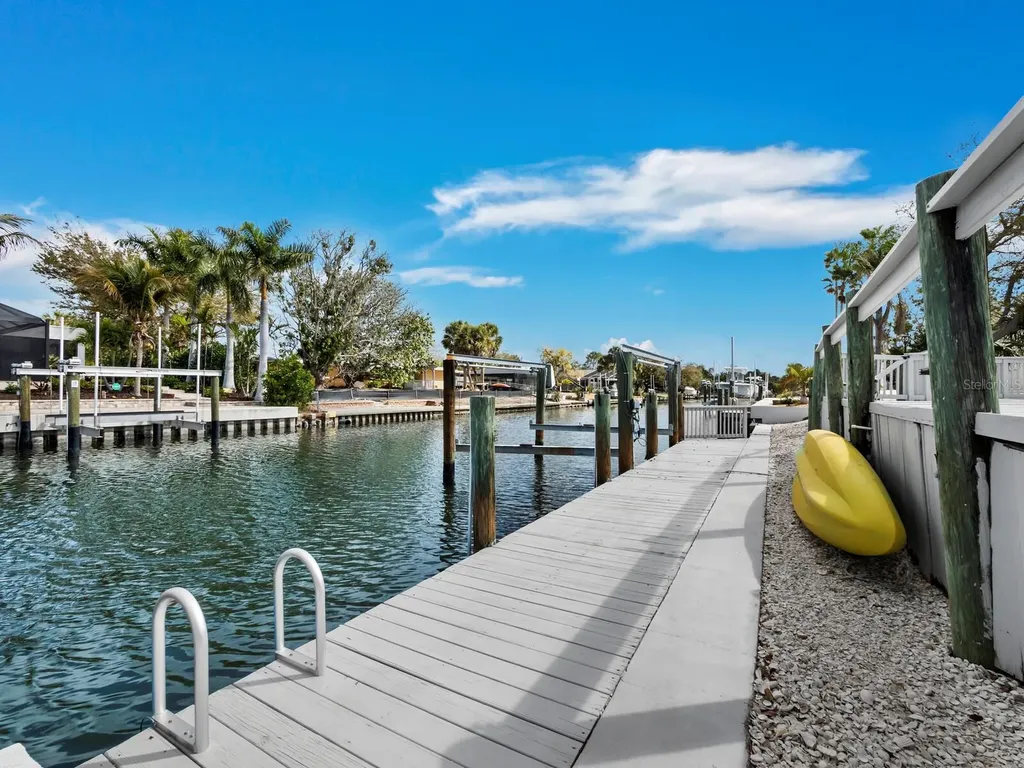 951 Contento Street Siesta Key FL 34242