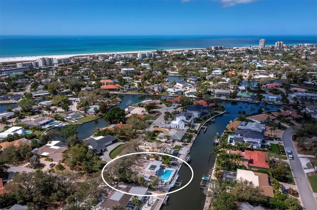 951 Contento Street Siesta Key FL 34242