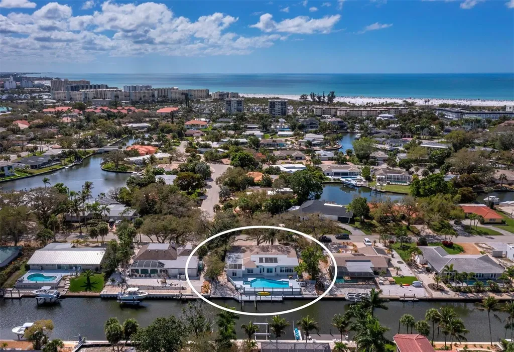 951 Contento Street Siesta Key FL 34242