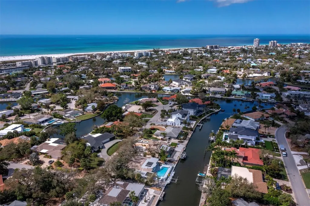 951 Contento Street Siesta Key FL 34242