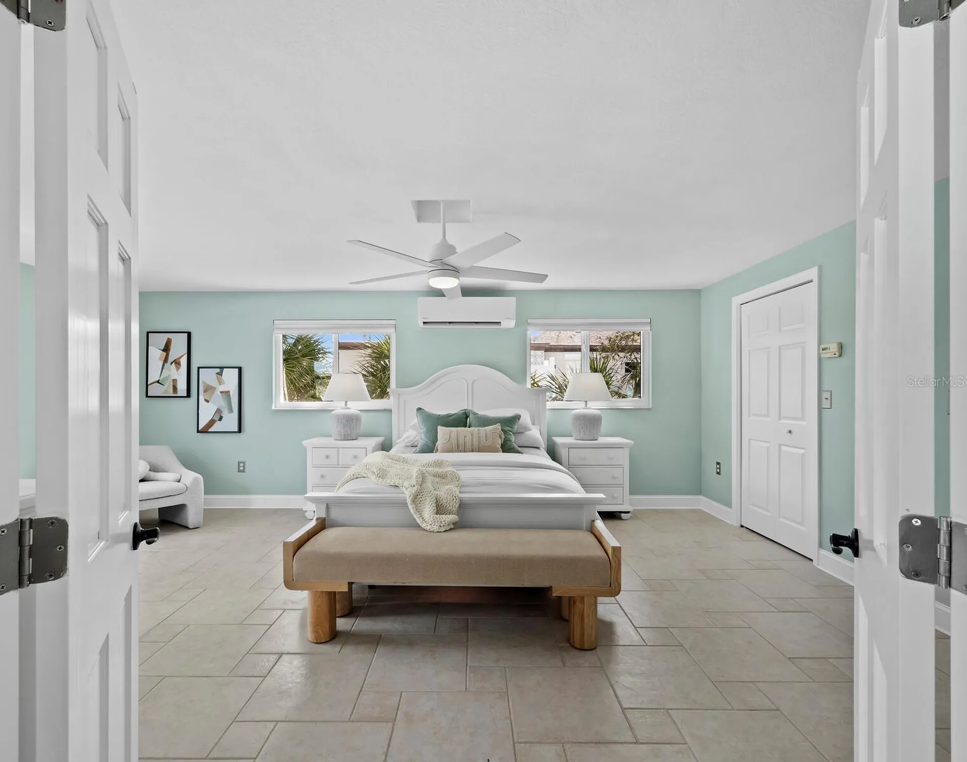 951 Contento Street Siesta Key FL 34242