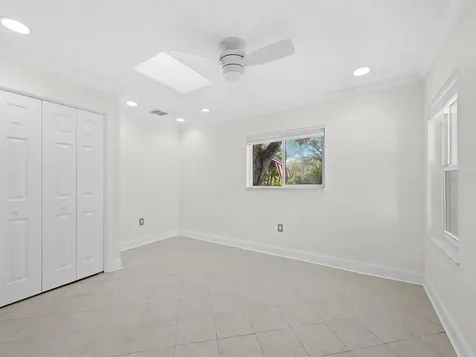 951 Contento Street Siesta Key FL 34242
