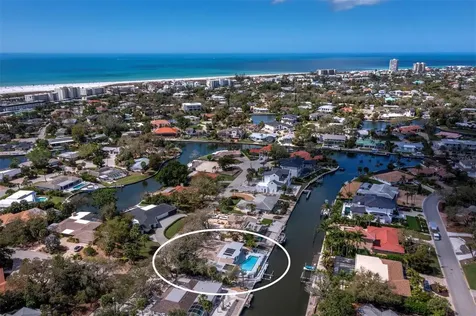 951 Contento Street Siesta Key FL 34242