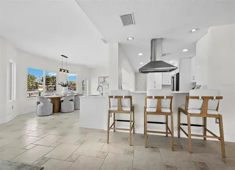 951 Contento Street Siesta Key FL 34242
