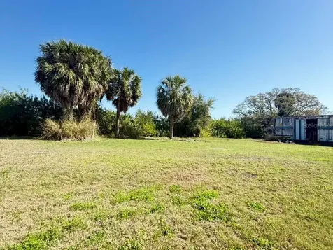 4858 Troydale Road Tampa FL 33615