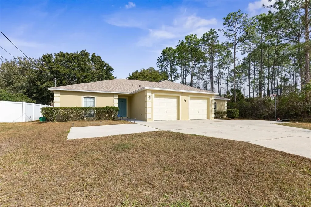 18 Regina Lane Palm Coast FL 32164