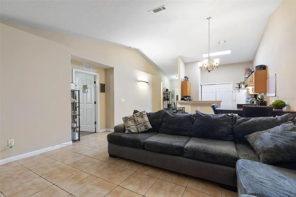 18 Regina Lane Palm Coast FL 32164