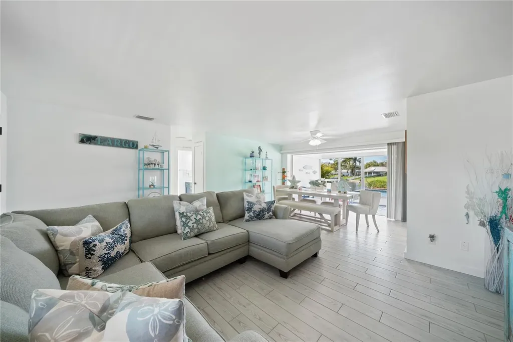 632 Shore Drive Largo FL 33771