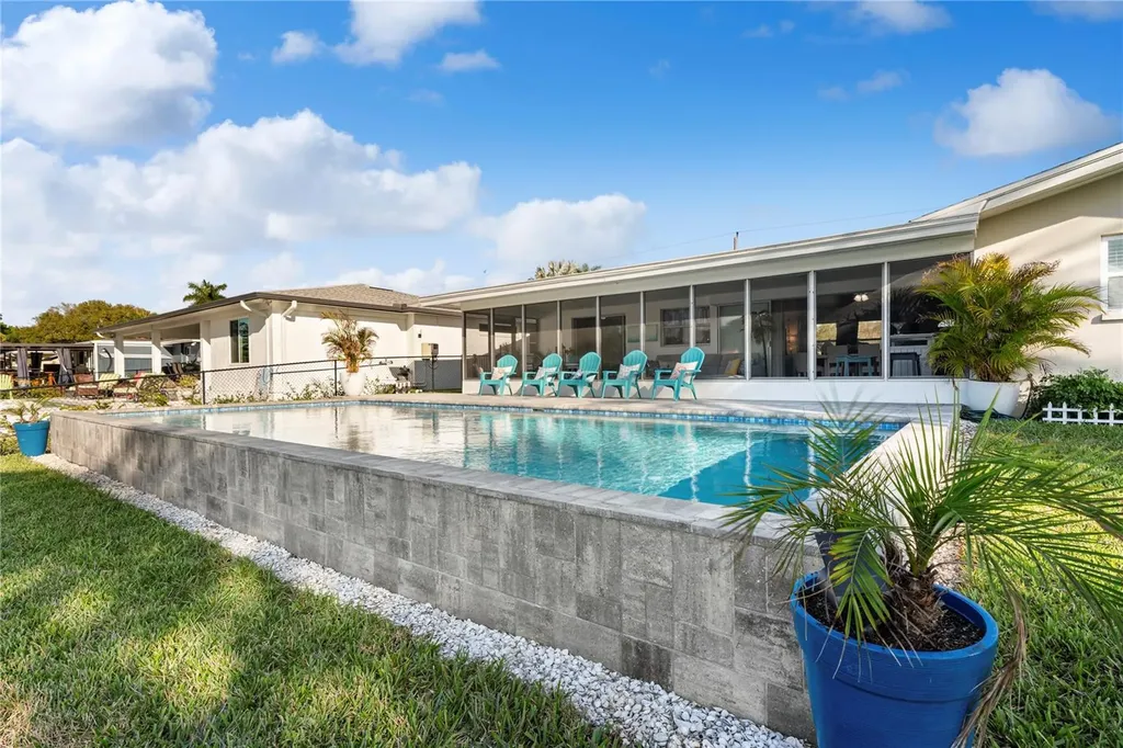 632 Shore Drive Largo FL 33771
