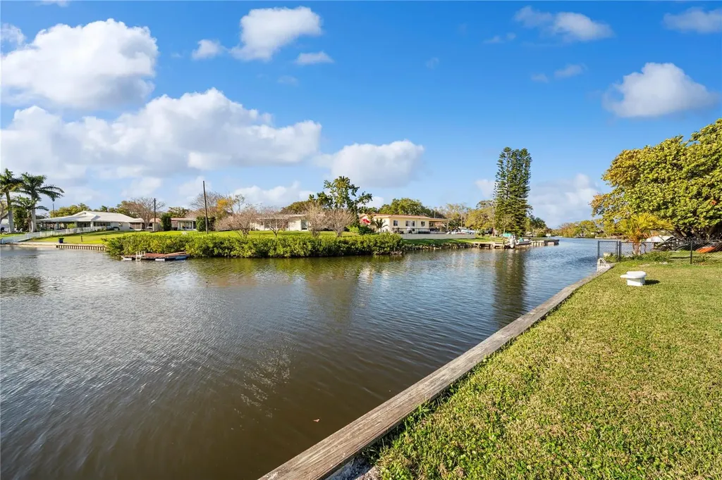 632 Shore Drive Largo FL 33771