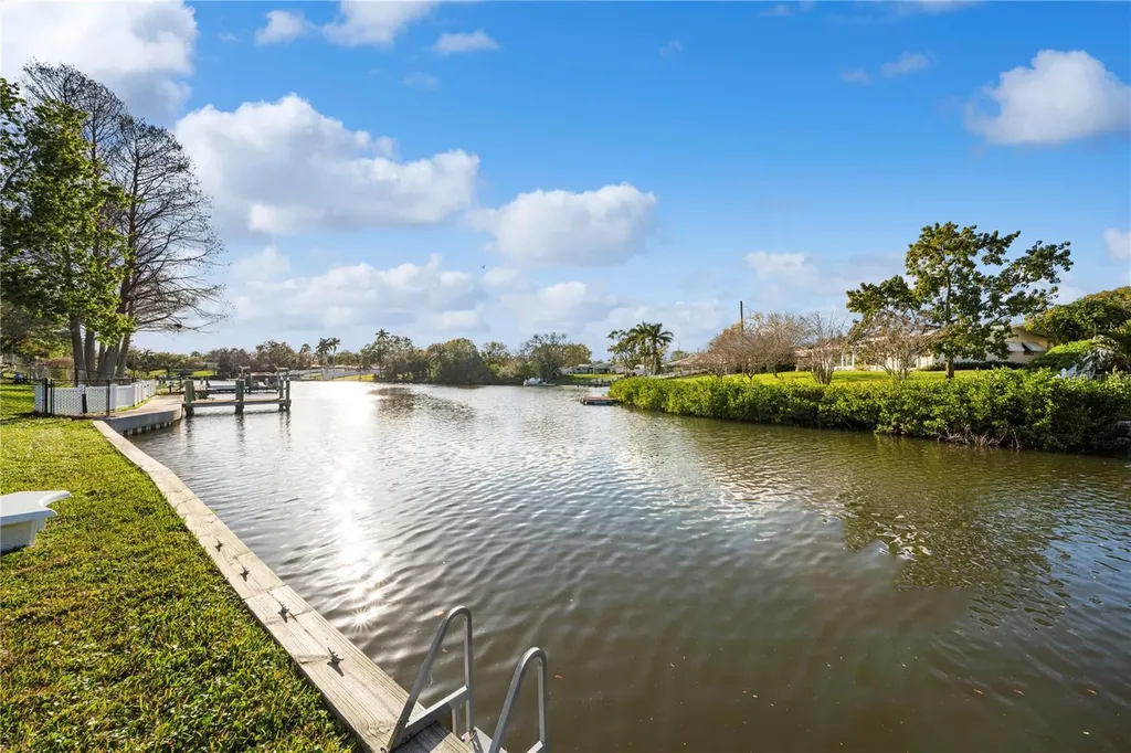 632 Shore Drive Largo FL 33771