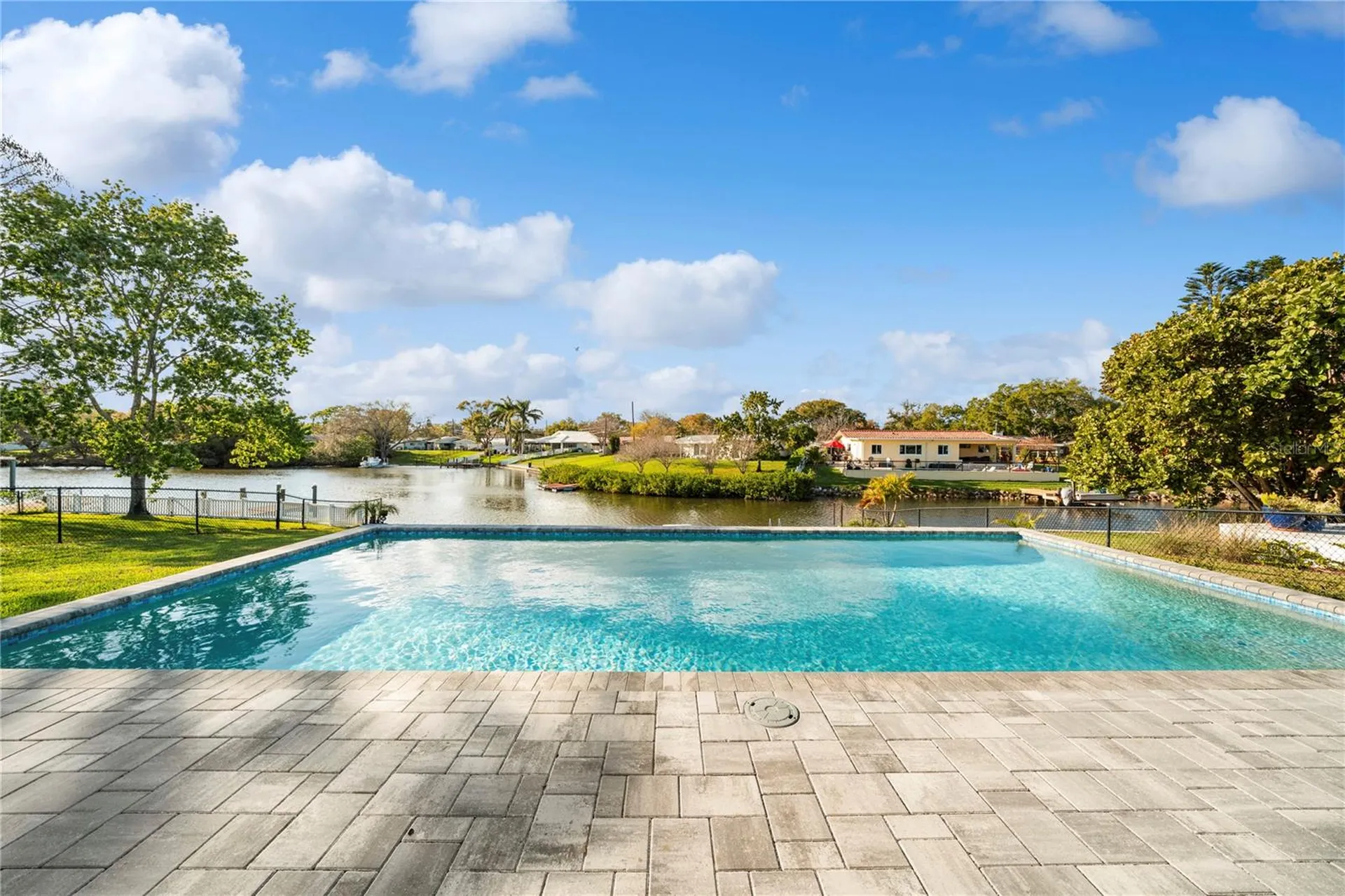632 Shore Drive Largo FL 33771