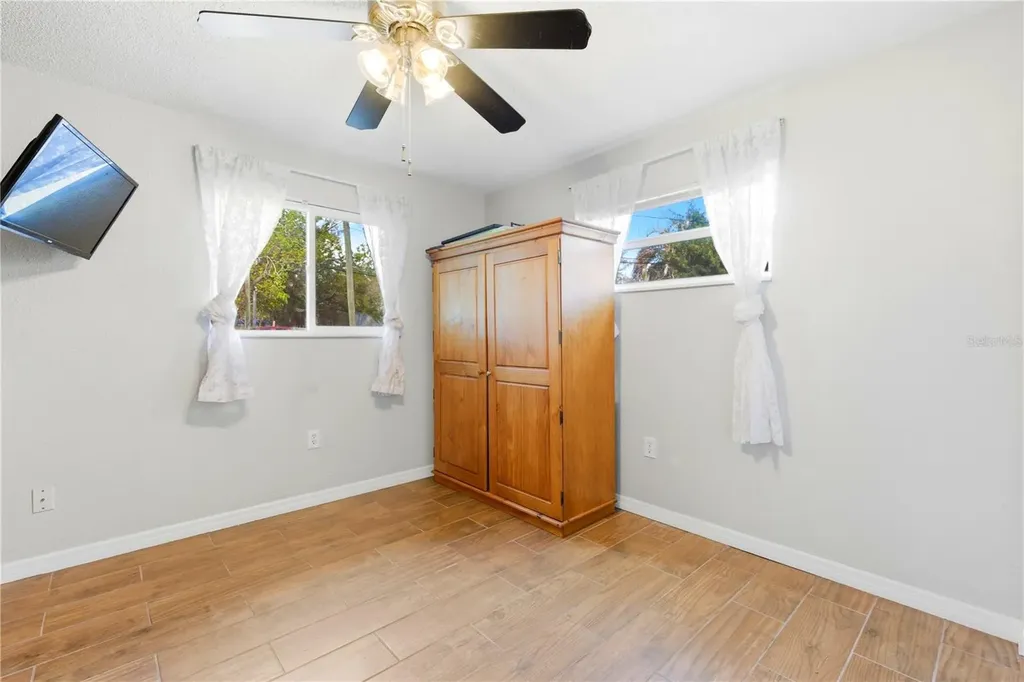 10776 124th Avenue N Seminole FL 33778