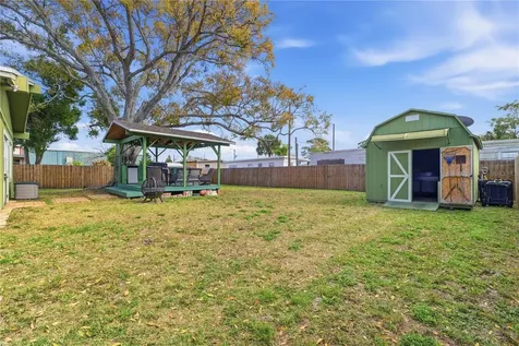 10776 124th Avenue N Seminole FL 33778