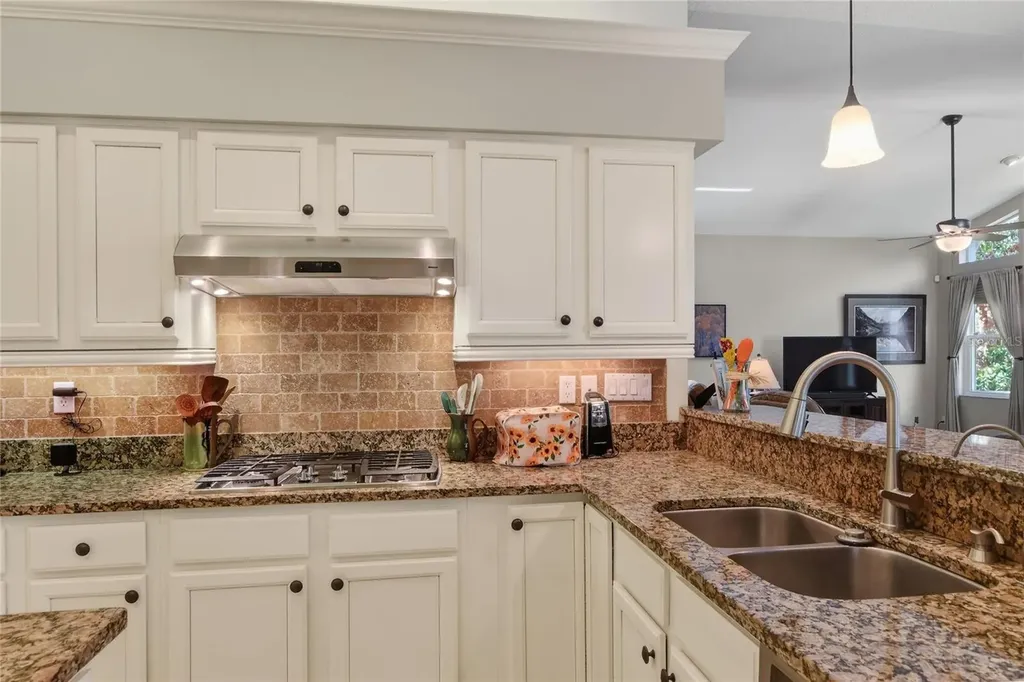 858 Hanover Way Lakeland FL 33813