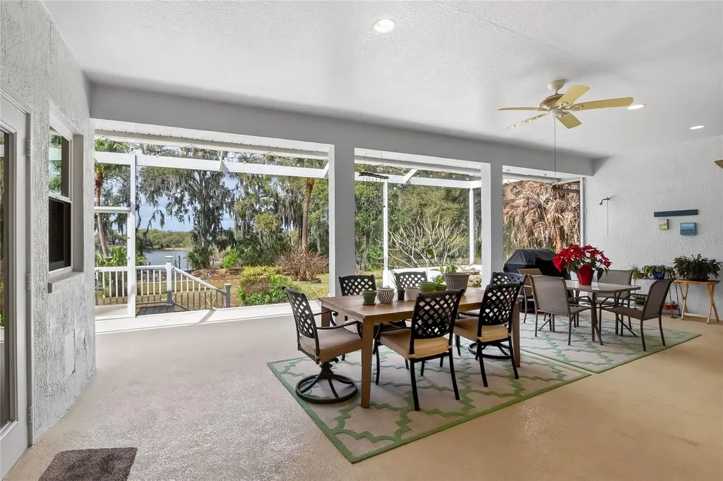 858 Hanover Way Lakeland FL 33813