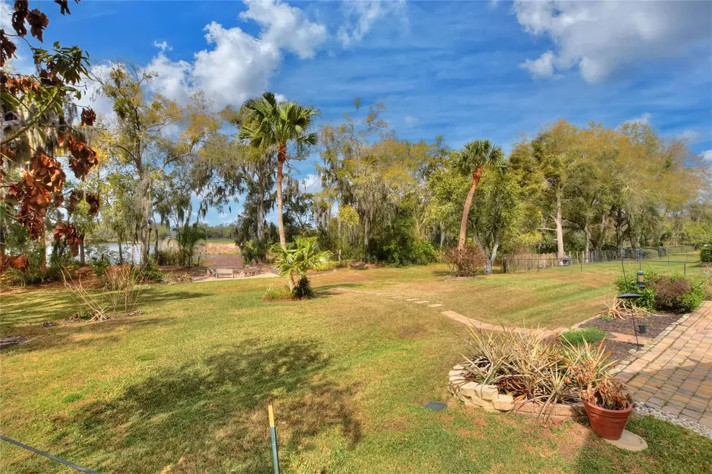 858 Hanover Way Lakeland FL 33813