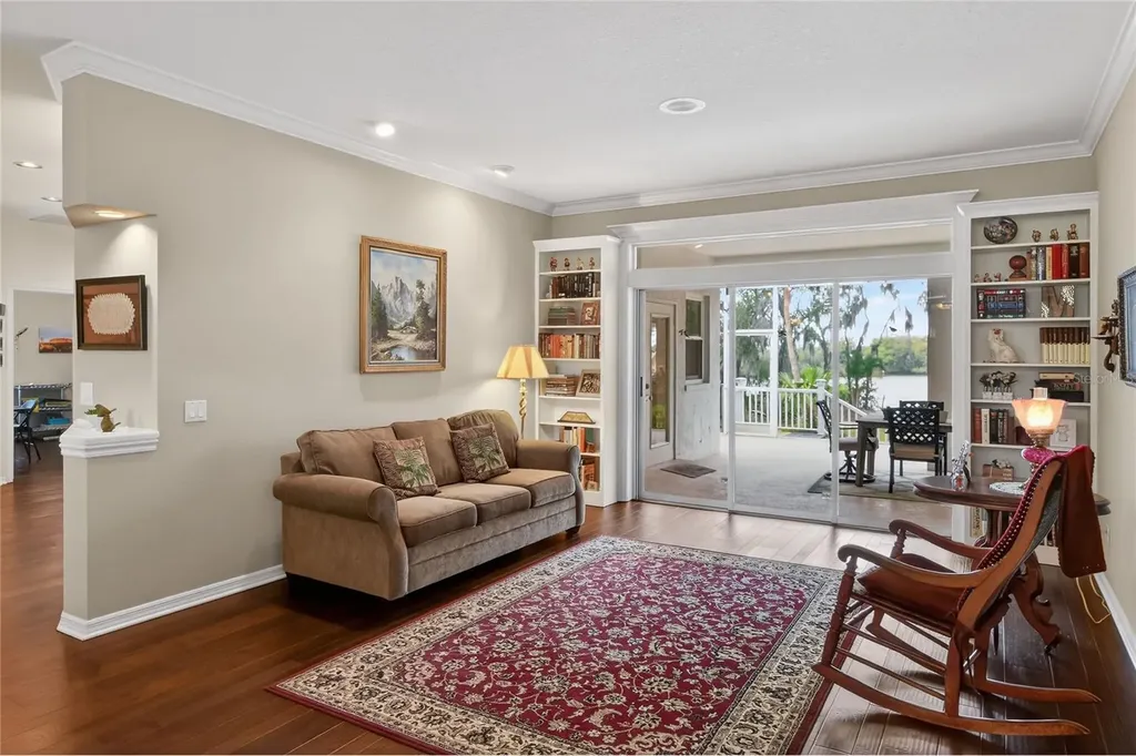 858 Hanover Way Lakeland FL 33813