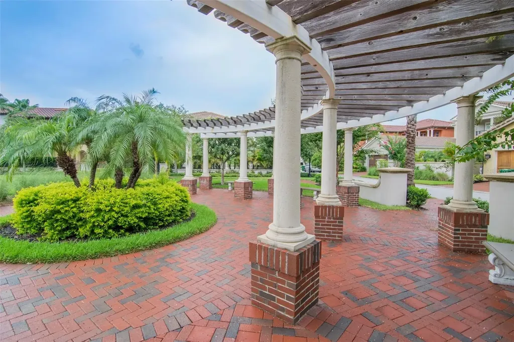 6013 Bowen Daniel Drive Tampa FL 33616