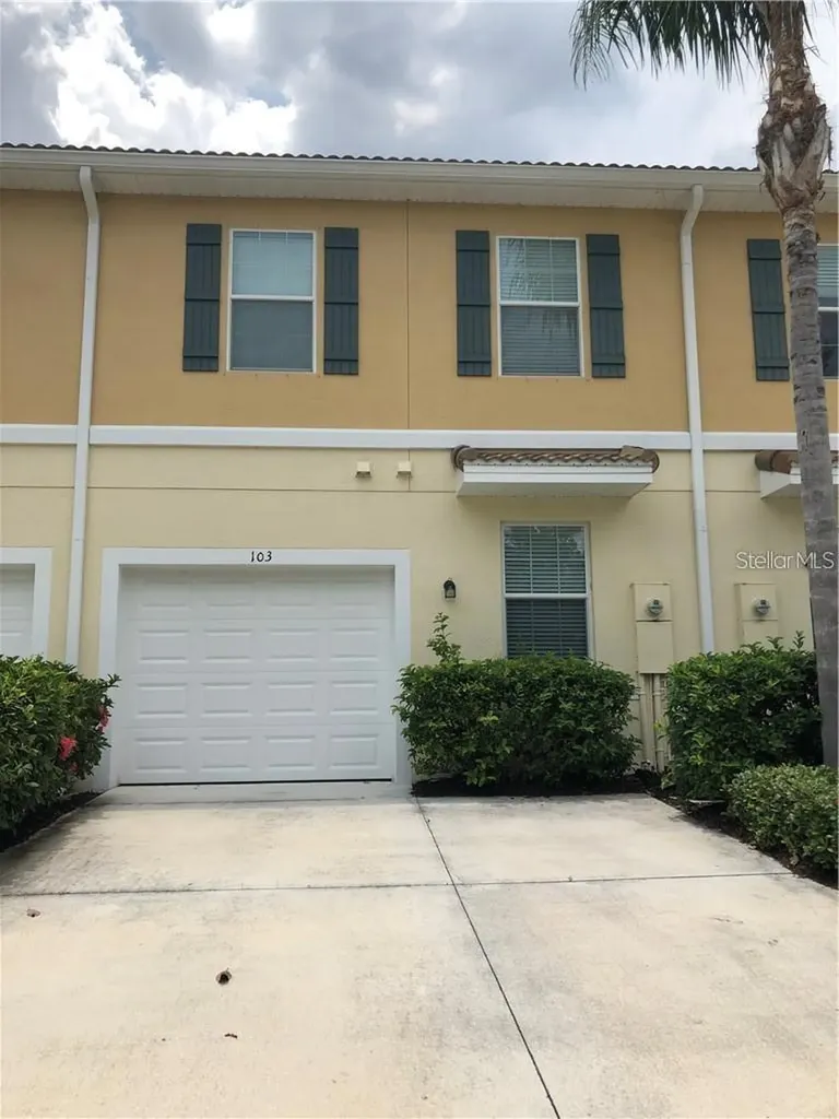 3770 82nd Avenue Circle E Sarasota FL 34243