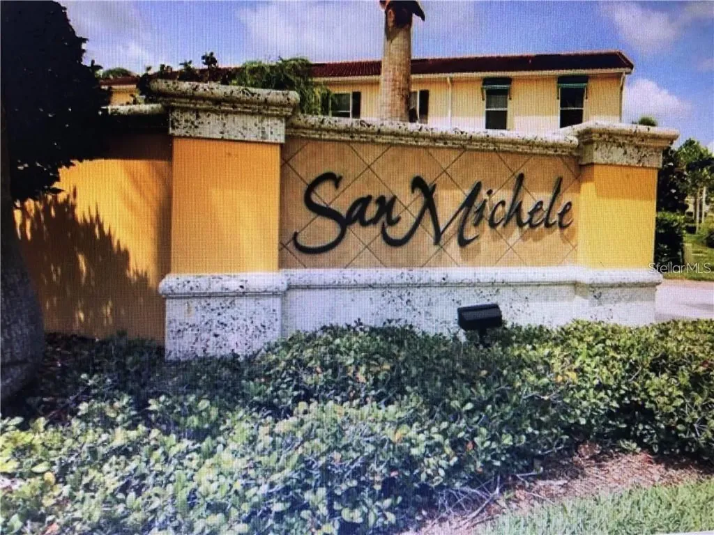 3770 82nd Avenue Circle E Sarasota FL 34243