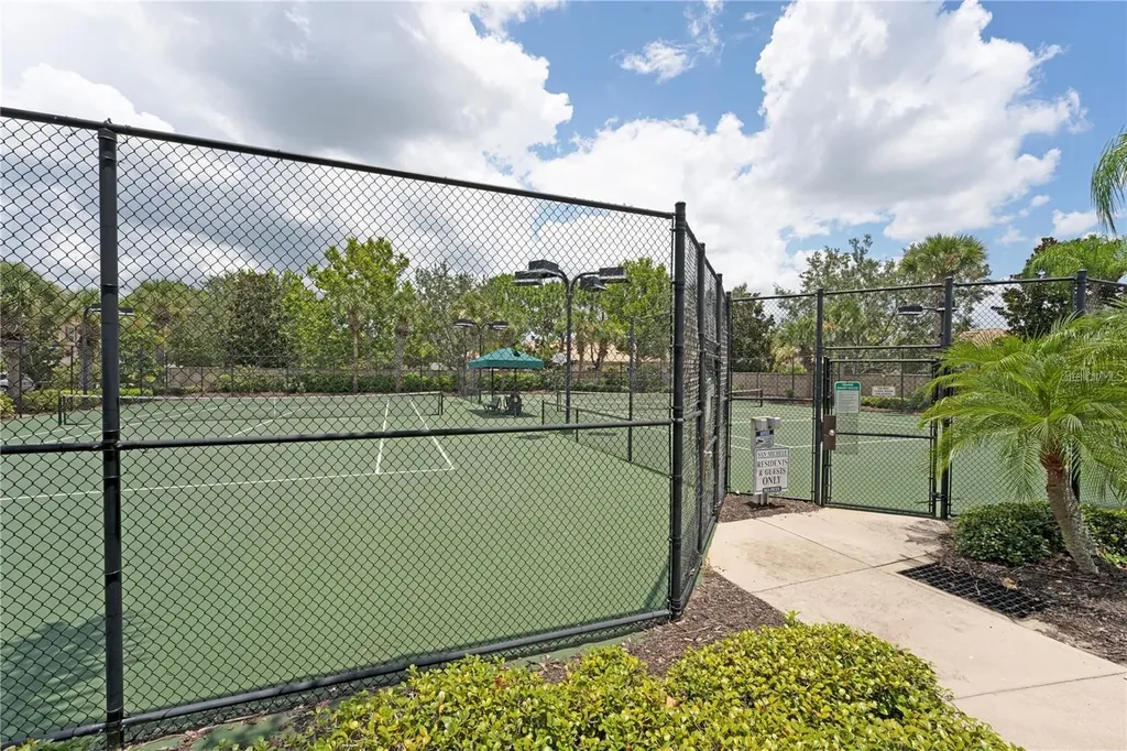 3770 82nd Avenue Circle E Sarasota FL 34243