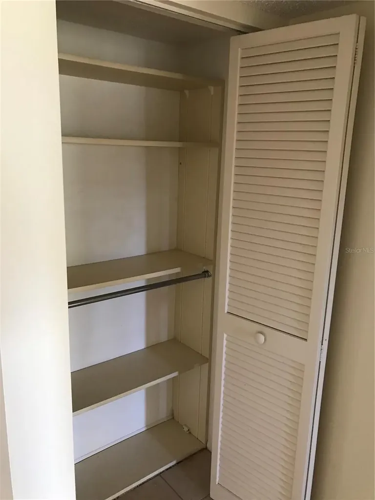 452 Palm Tree Drive Bradenton FL 34210