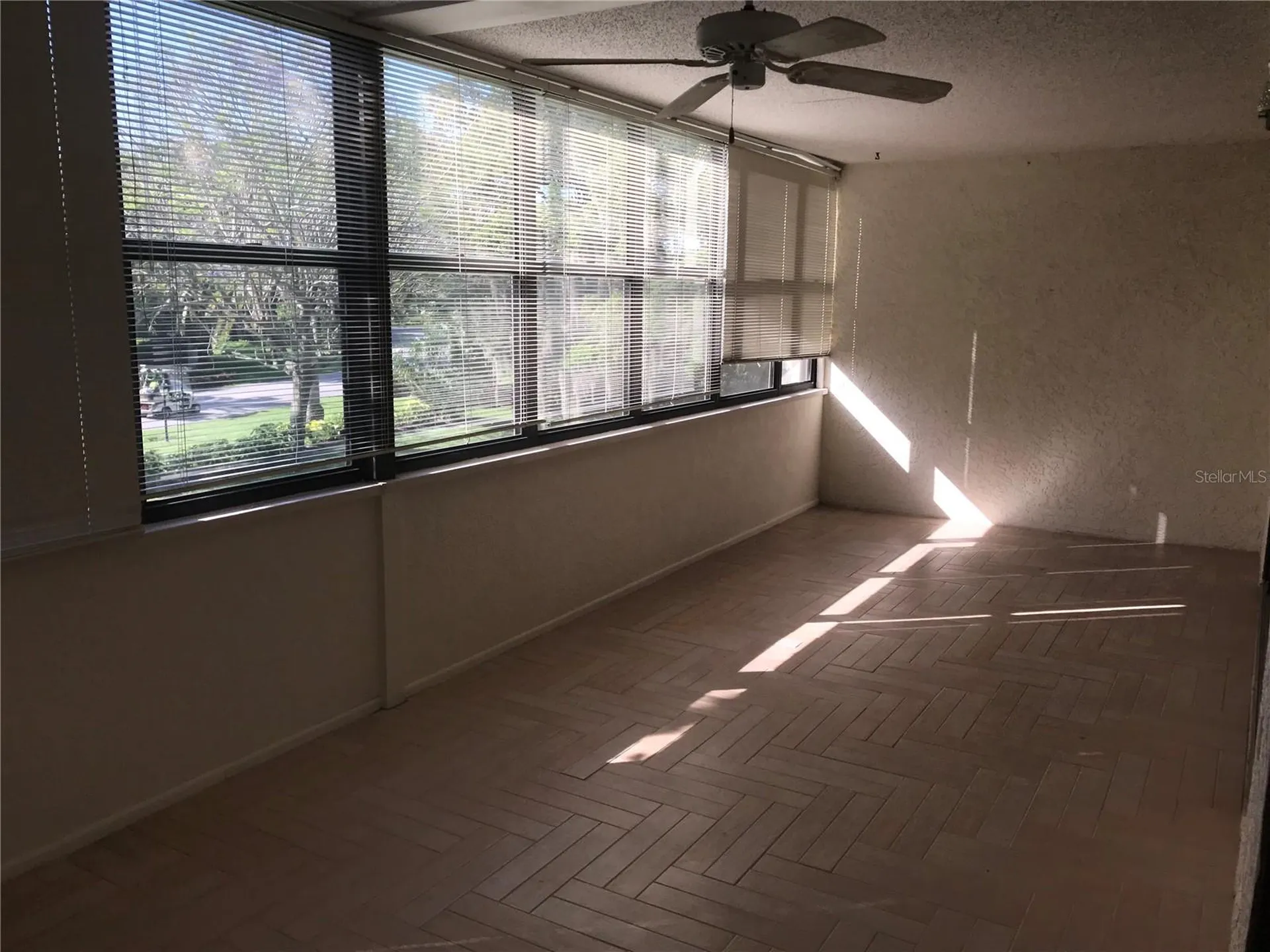 452 Palm Tree Drive Bradenton FL 34210