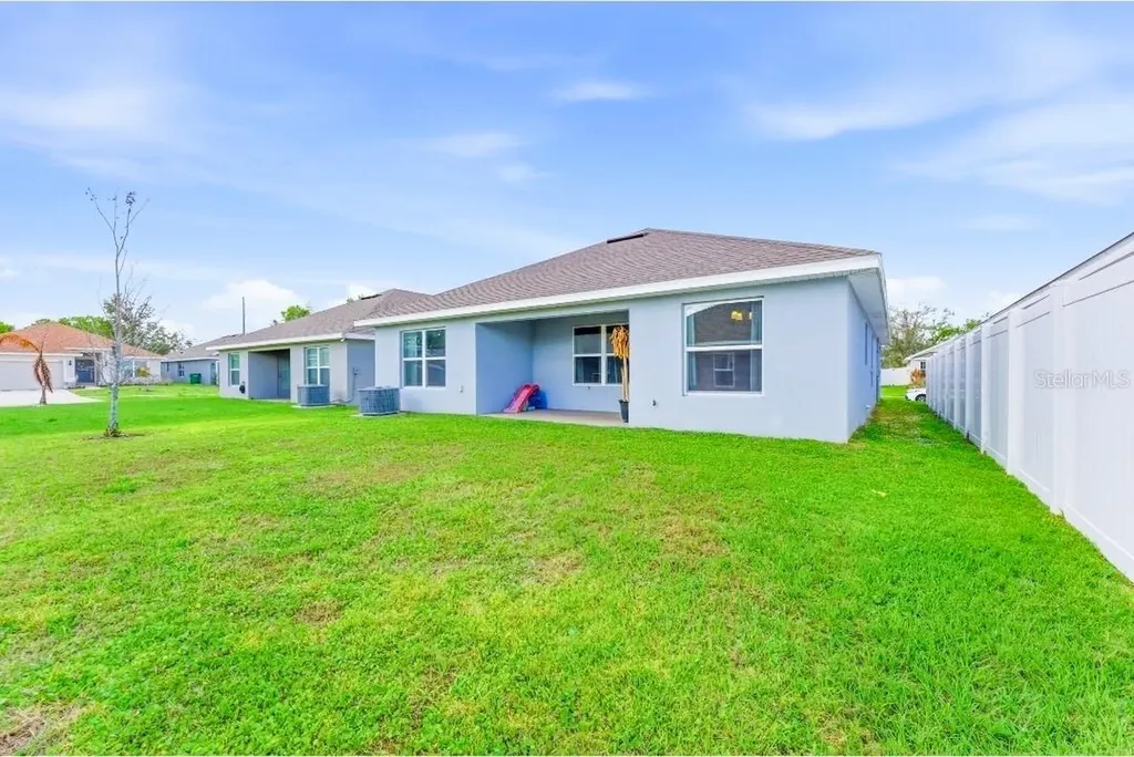 111 Krenson Bay Loop Winter Haven FL 33881