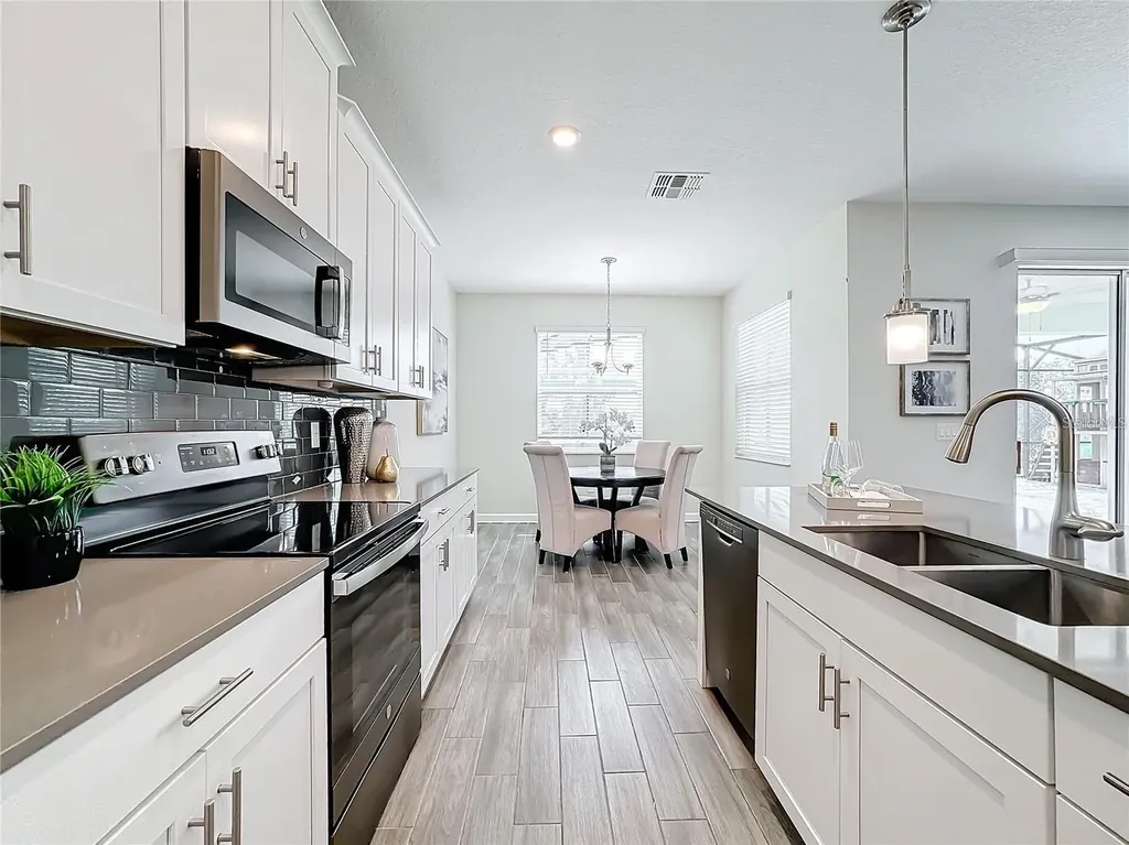 8886 Fallen Oak Drive Davenport FL 33896