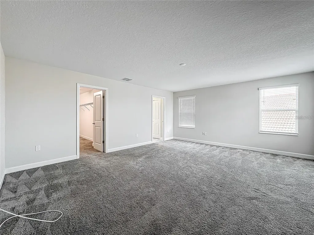 8886 Fallen Oak Drive Davenport FL 33896