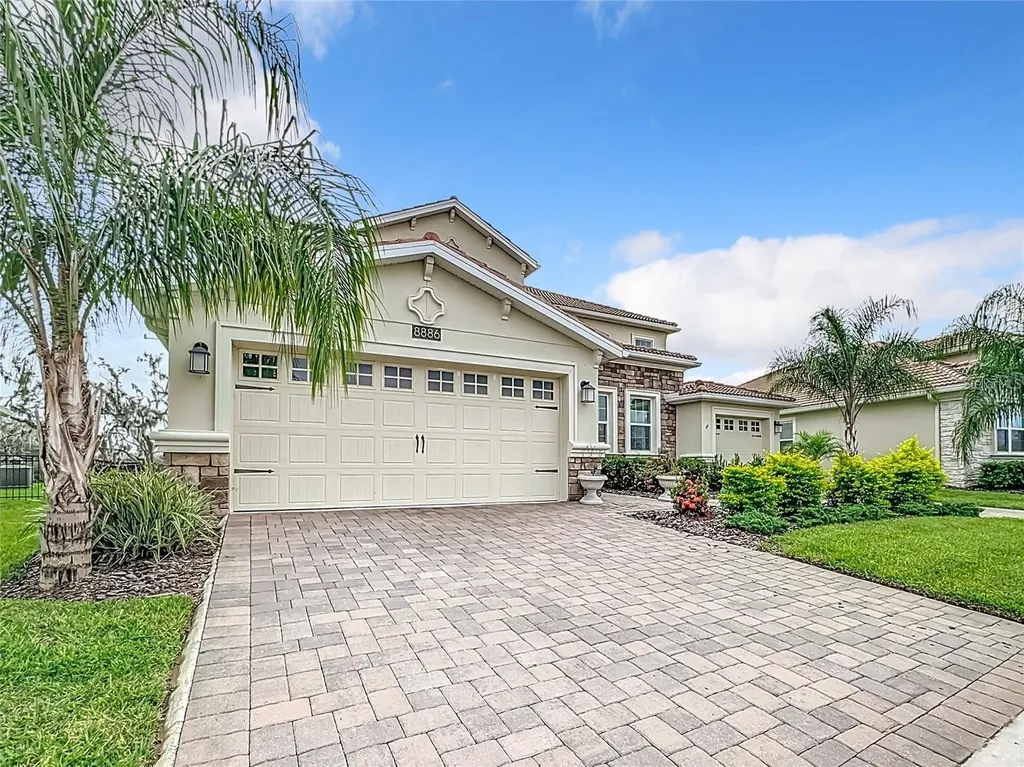 8886 Fallen Oak Drive Davenport FL 33896
