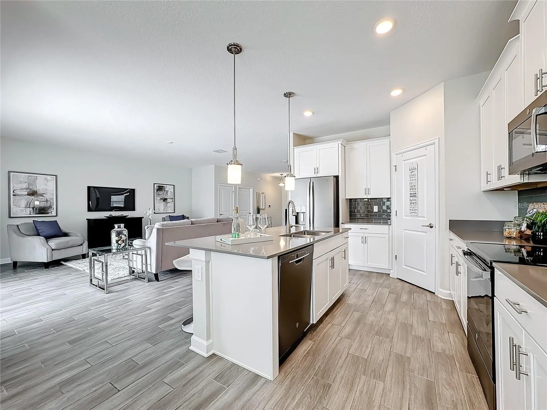 8886 Fallen Oak Drive Davenport FL 33896