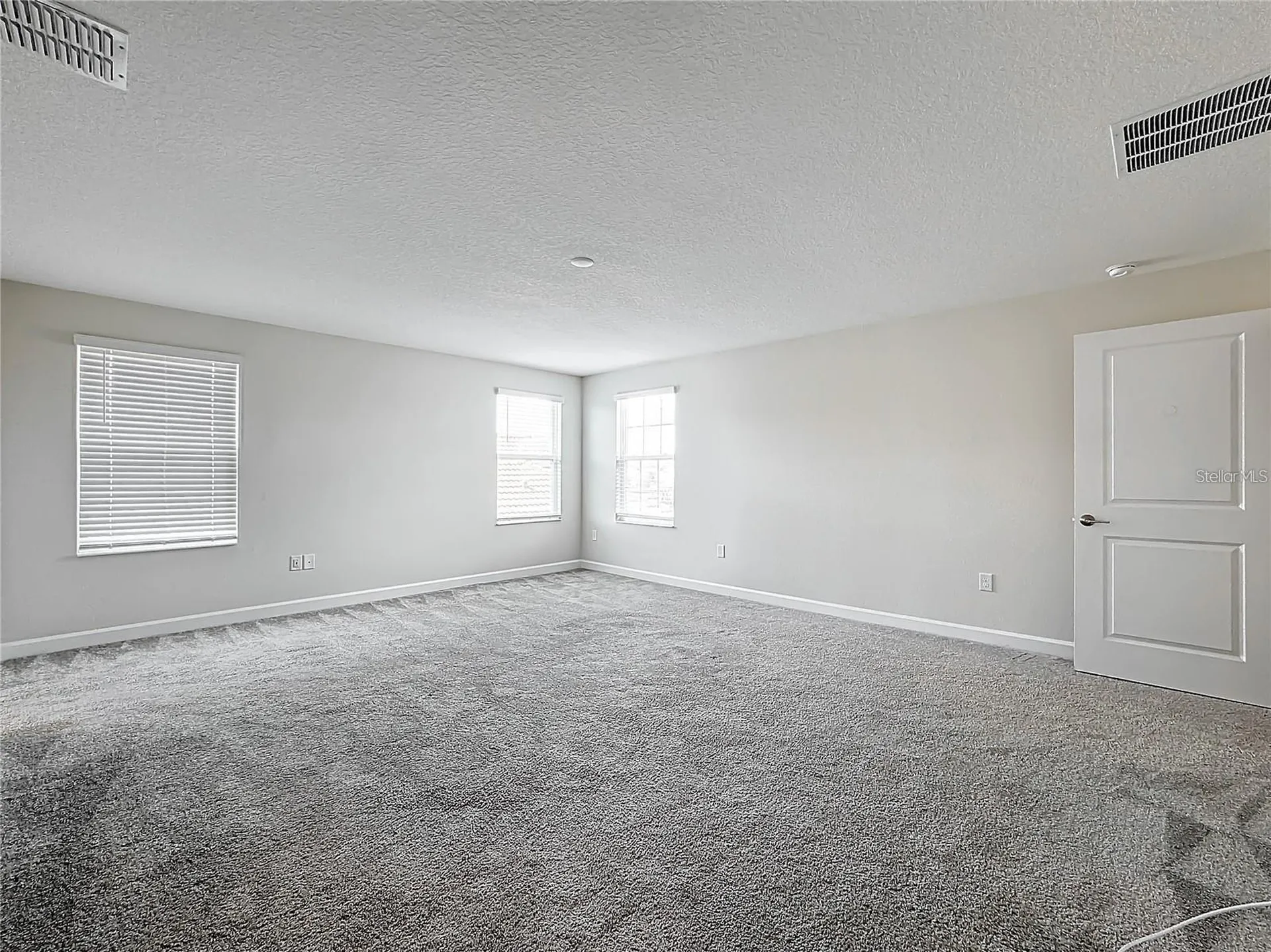 8886 Fallen Oak Drive Davenport FL 33896