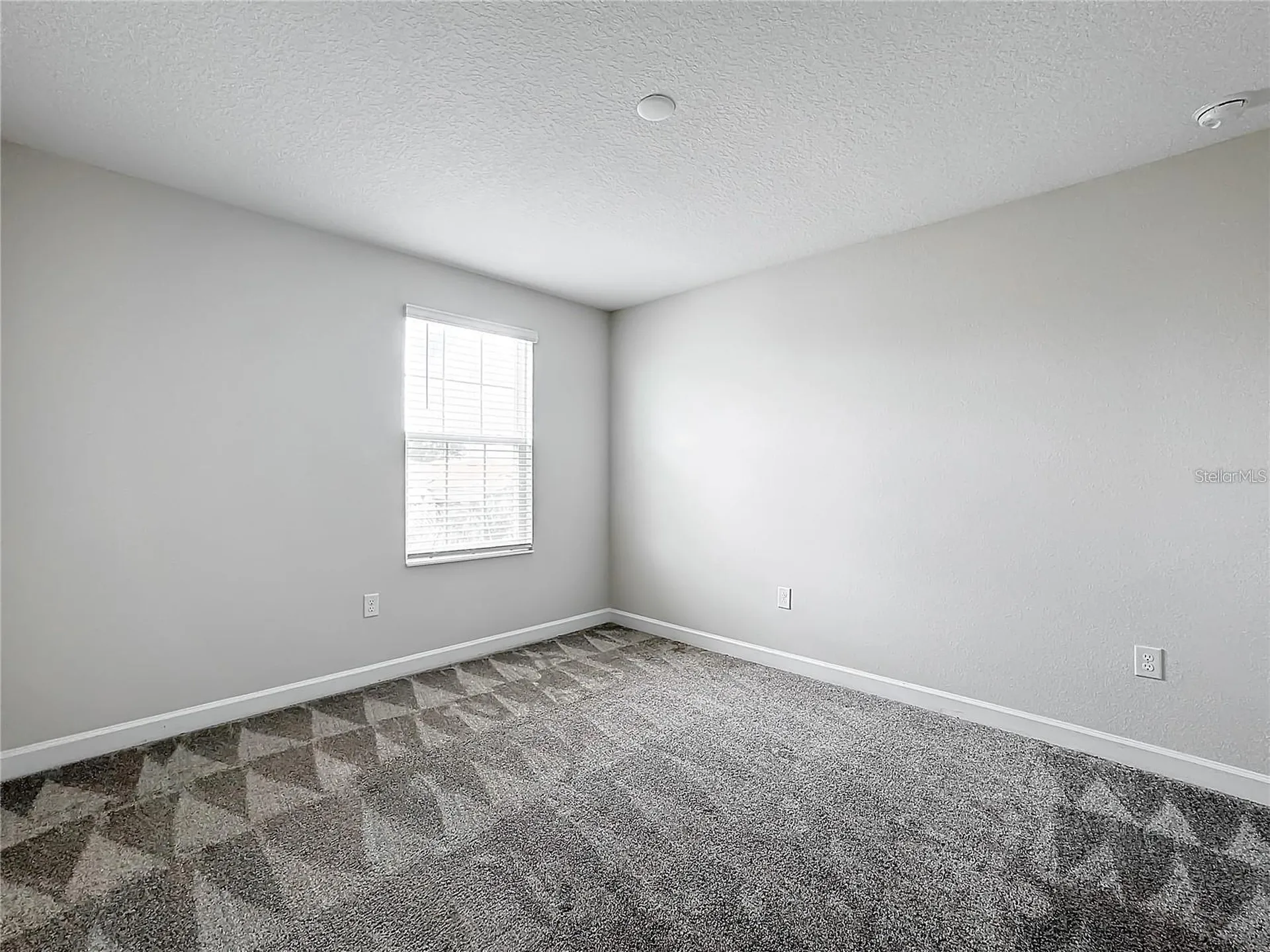 8886 Fallen Oak Drive Davenport FL 33896