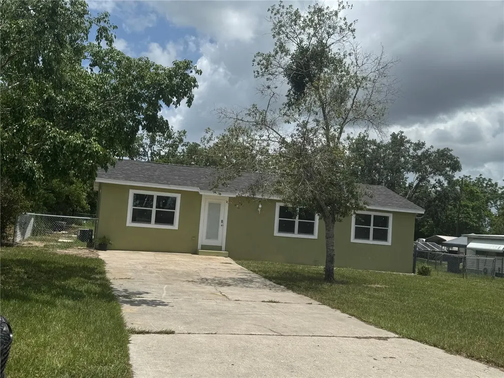 2549 Olive Avenue Lake Wales FL 33898