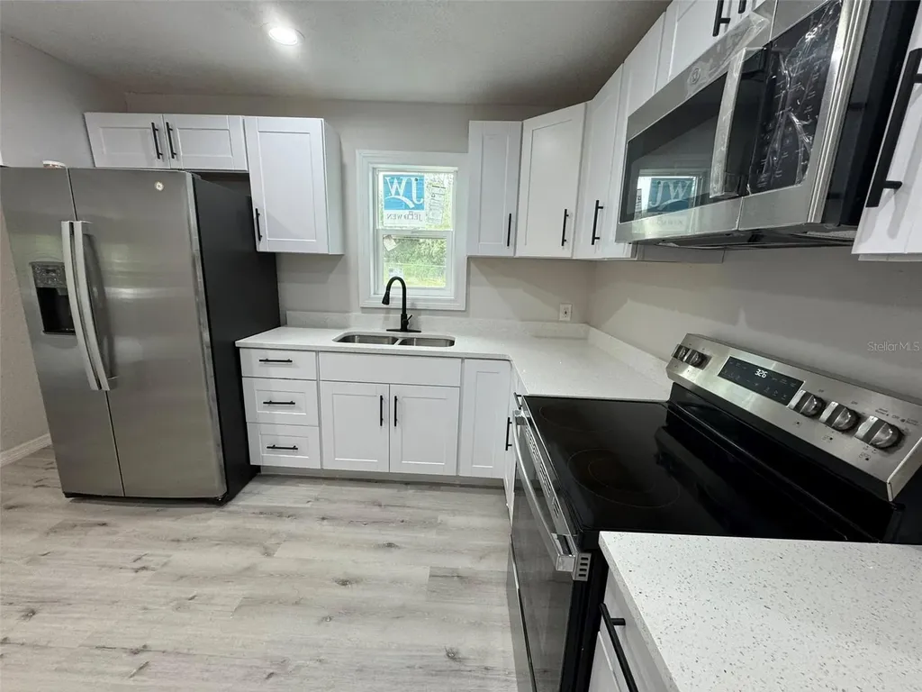 2549 Olive Avenue Lake Wales FL 33898