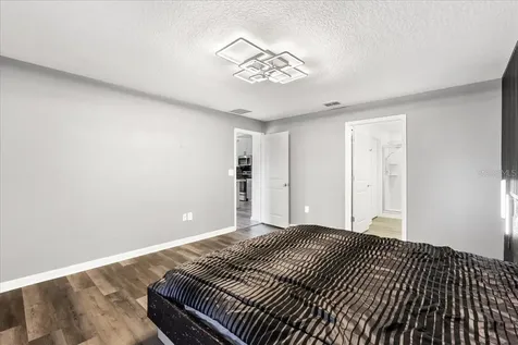 946 Laurel View Way Groveland FL 34736